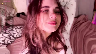 bestie_me chat sex cam 11/14/2025