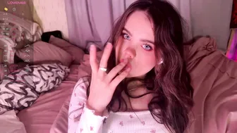 bestie_me chat sex cam 11/14/2025
