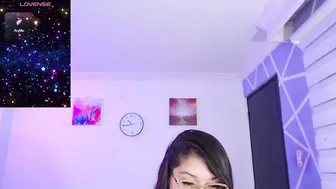 Missmia1_ porn video posing on cam