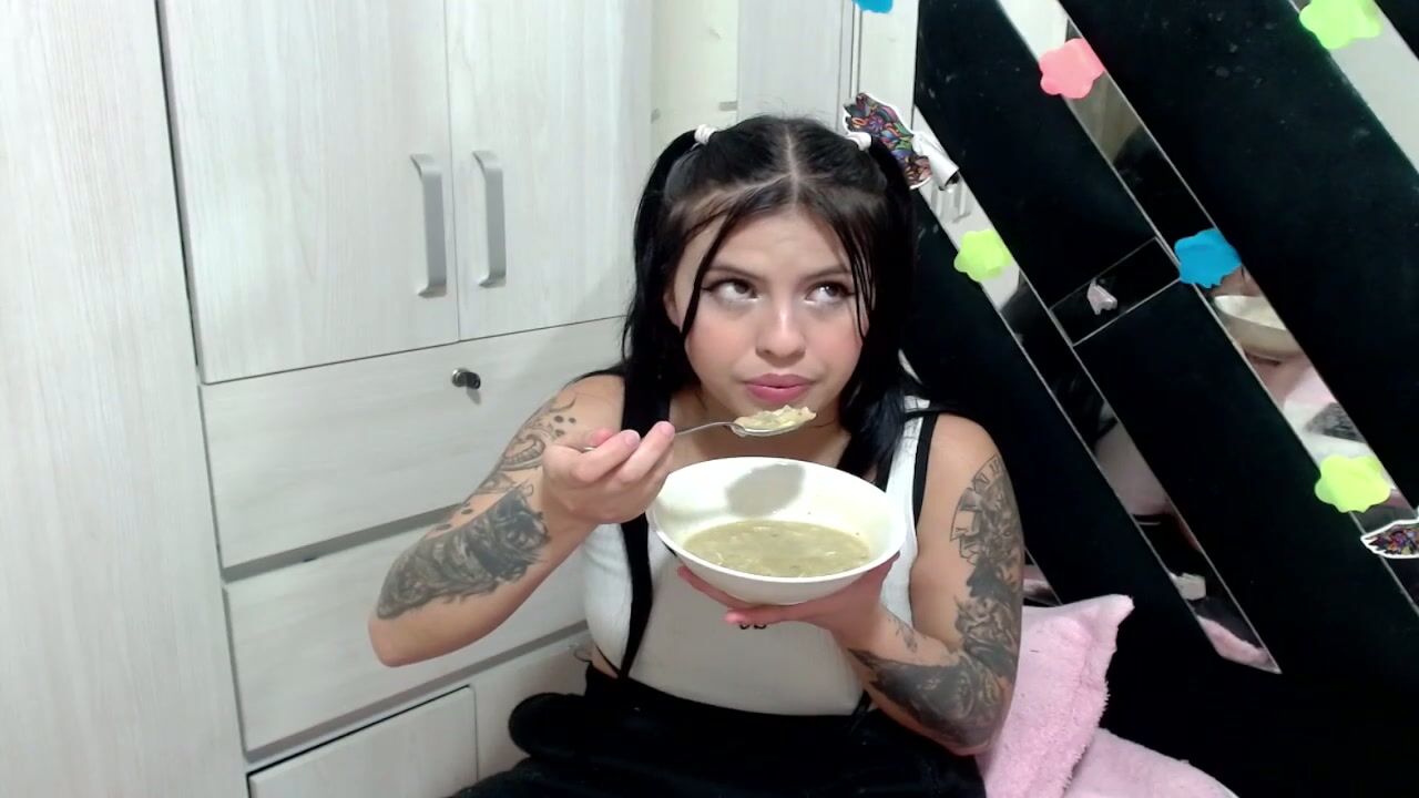 Daphne877046 live cam video 14-Nov-25