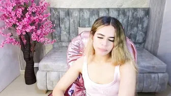 lilith4_s webcam chat 14-Nov-25