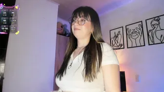 Hannasofiax cam girl (11/14/2025)