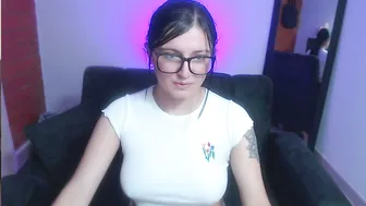 nyahmackenzie natural chat cam sex