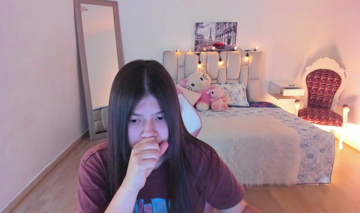 Issa_loren chat cam sex 11-15-2025