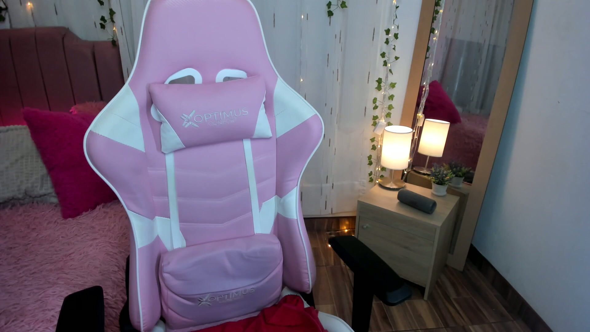 Aurora_duval chat sex cam (11/15/2025)