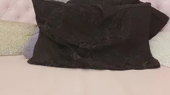 Indrablack 11/15/2025 on webcam