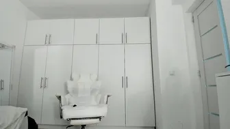 Nicolledelight posing on webcam 15 November 2025