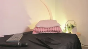 katiepeach_ (11/15/2025)