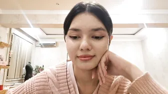 Helgakraszewski asian 11/15/2025