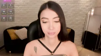 Valeriavelvet cum nude