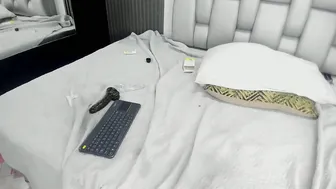 Angeline_bleak porn cam - (11/15/2025)