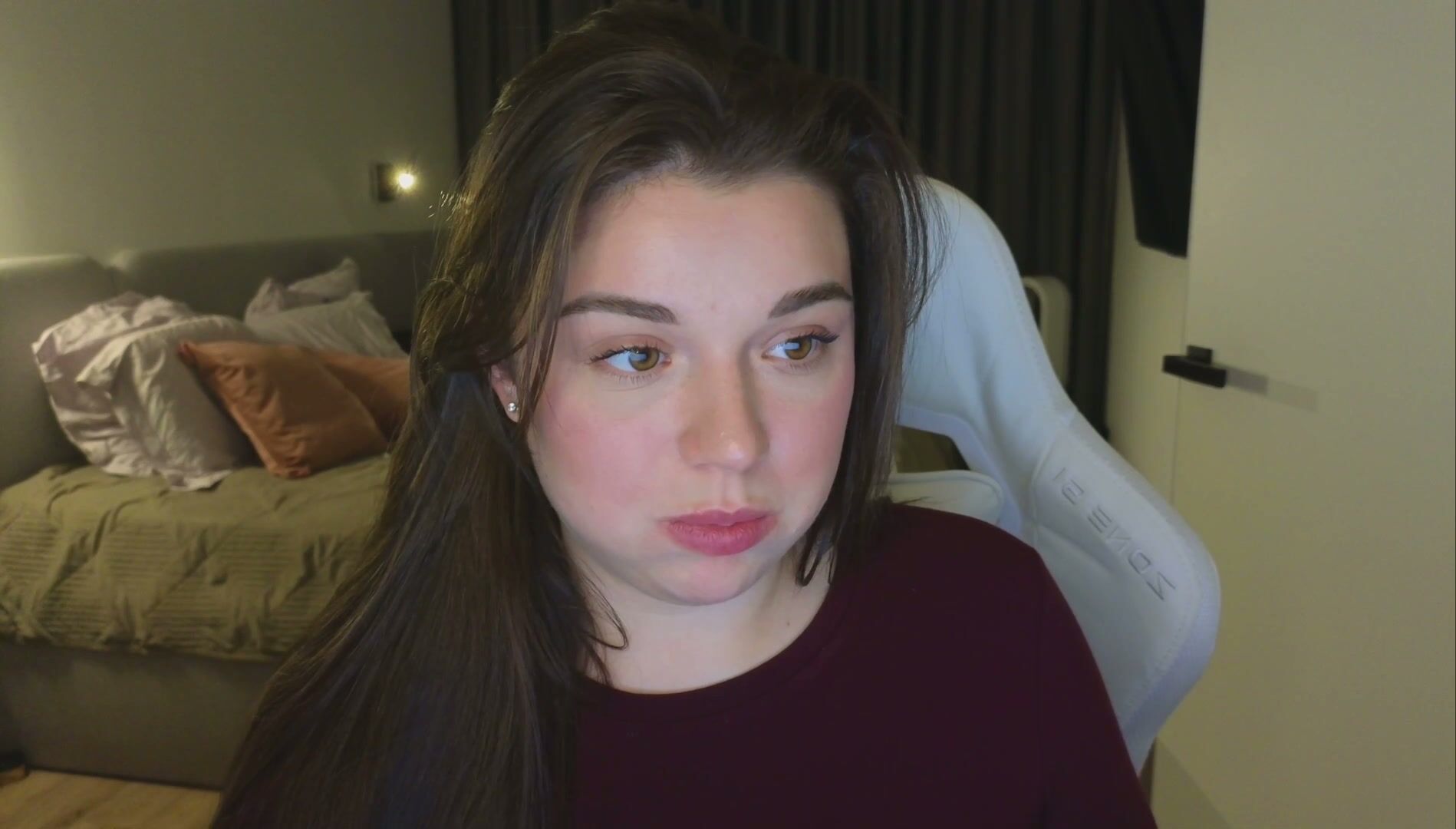 tutti_frutti_ porn video 05-21-2025