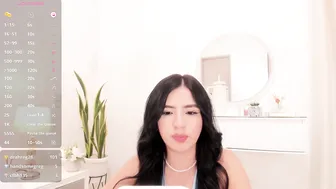 Amberlowell (05/21/2025)