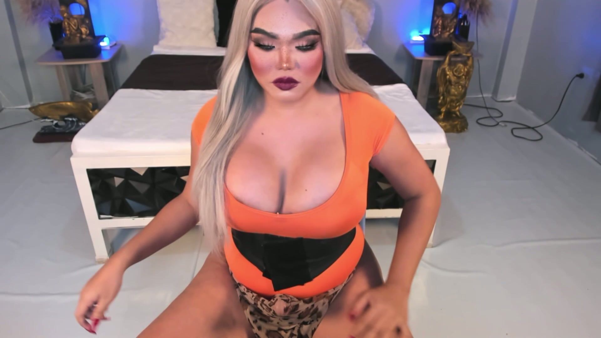 10incheskinkynastytrans bigcock - 05-22-2025