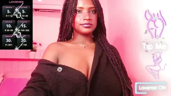 Nikitakisskm posing on cam 15-Nov-2025