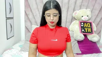 Daniibelluci chat cam porn 16-Nov-25