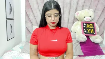 Daniibelluci chat cam porn 16-Nov-25