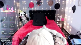 ivonnee17_ latina (11/16/2025)