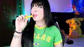 Queenlamia free porn video (11/16/2025)