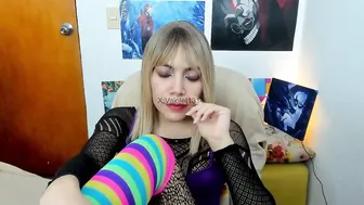 vaioletuwu young cam video