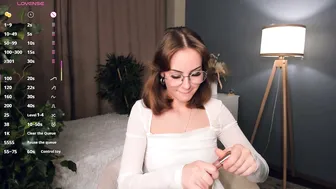 robbinirvin bigboobs 16-Nov-2025