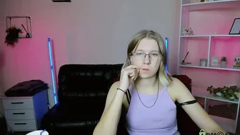 foxy_tease_ cam sex chat (11-16-2025)