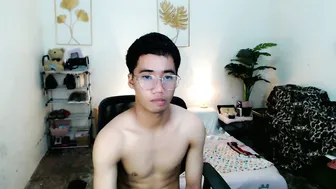 urguy_habibi recorded nude video 352702