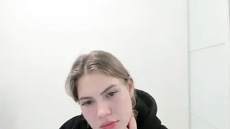 ninarihh nude chat 11-16-2025