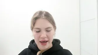 ninarihh nude chat 11-16-2025