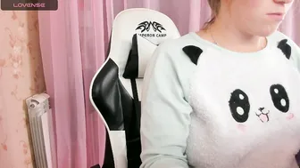 anabelmelody on webcam (11-17-2025)