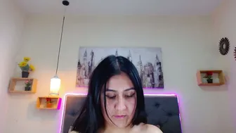 mia_ayra chat girl porn - 11-18-2025