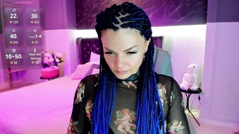Wow_maya amateur cam 19-Nov-2025