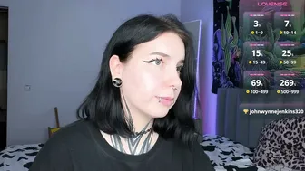 Vivi__squirrel cam sex chat 11-19-2025