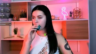 Kira_fox_x skinny nude video chat