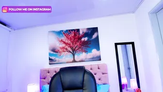 emma_monserratt show 11-19-2025