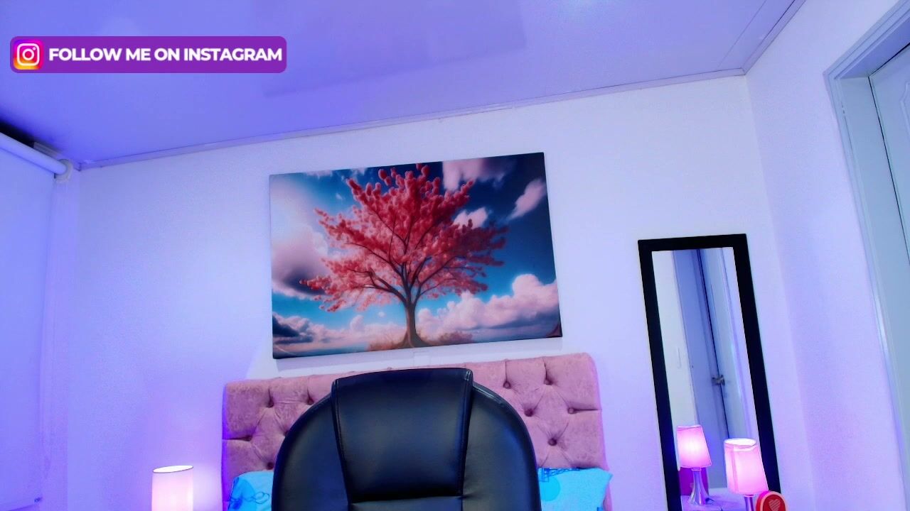 emma_monserratt show 11-19-2025
