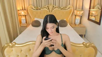 Aela_washington asian - (11/19/2025)