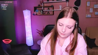 Leona_light 19-Nov-25 sph