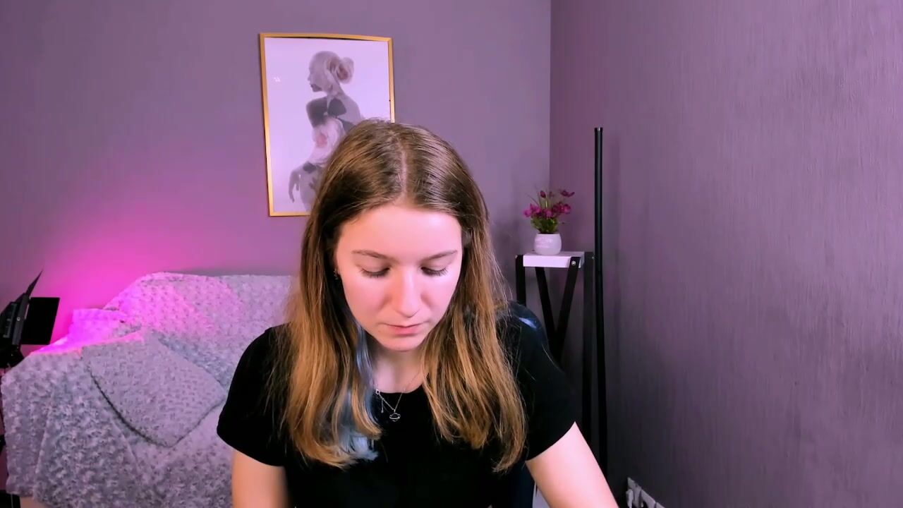 Fairy_viola 18 chat sex cam