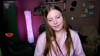 Leona_light bigass cam show