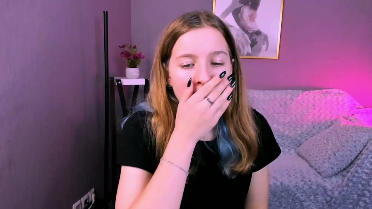 Fairy_viola nonude porn chat video