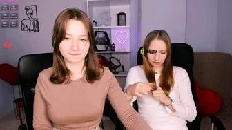 leona_light bigass - 19 November 2025