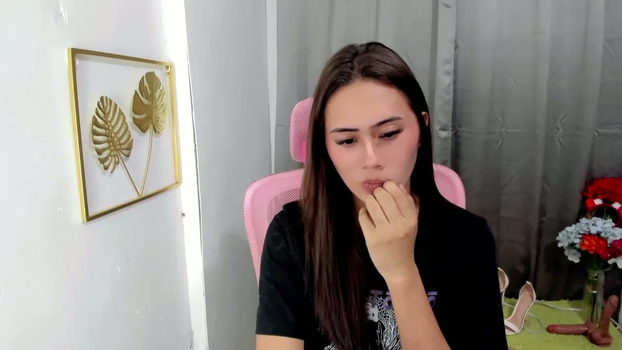 Amazingmelinda_ petite 11/19/2025