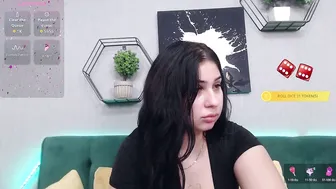 anaysdivine natural on webcam