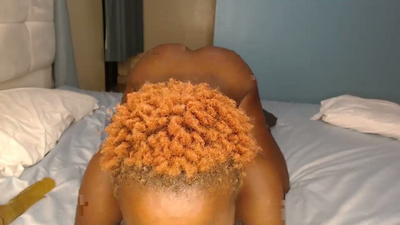 Lickable_luna ebony - (11-19-2025)