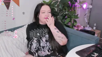 Lilybelll 11-20-2025