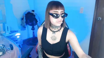 gyal_8_ recorded nude video 357090