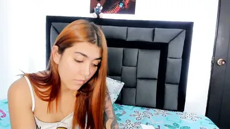 Jessicatorres7 feet nude cam