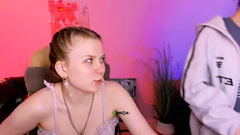 Foxy_tease_ webcam video cam xxx