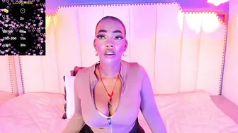 Reinamiah xxx chat (11-20-2025)